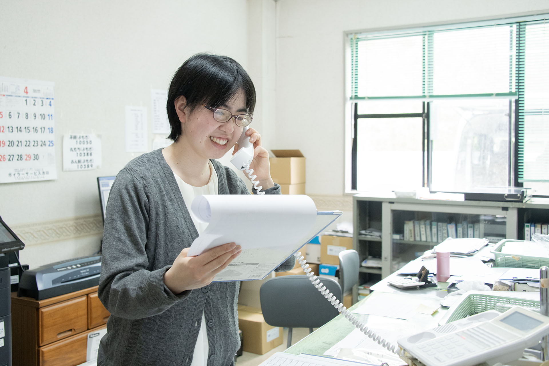 電話応対では、贈答用商品の対応も