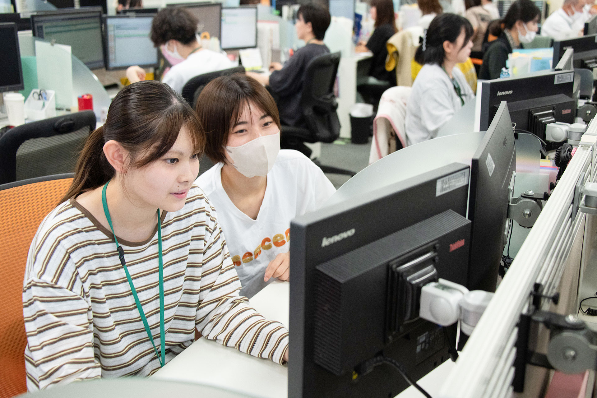 初めての給与計算も隣には相談できる先輩
